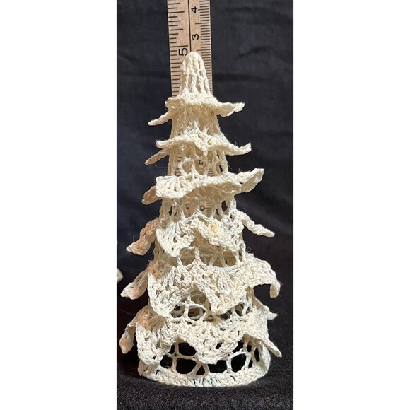 5 Vtg Handmade White Crochet Christmas Starched Trees Decor Varied Heights 5-8in - Picture 7 of 9
